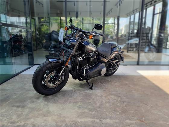 HARLEY-DAVIDSON SOFTAIL FAT BOB 114 